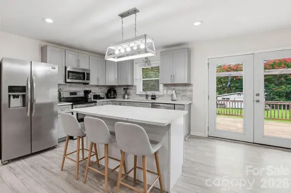 131 Midwood LN, Belmont, NC 28012