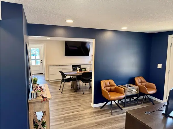 131 W North ST, Peculiar, MO 64078
