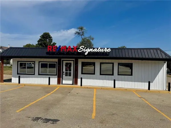131 W North ST, Peculiar, MO 64078
