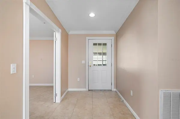 1000 KINGS HWY #105, Port Charlotte, FL 33980