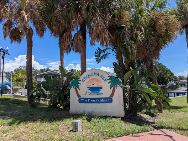 3641 BEACH DR SE, St Petersburg, FL 33705
