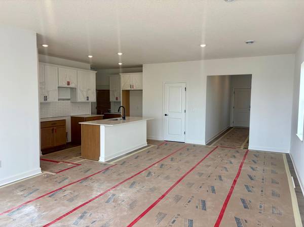 808 Hopkins LN, Buffalo, MN 55313