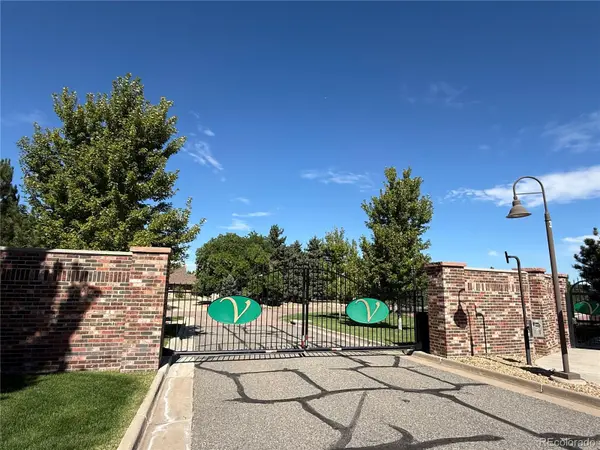 6587 S Helena ST, Centennial, CO 80016