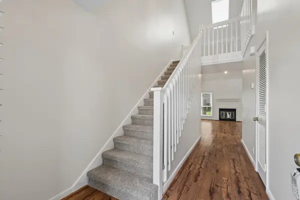 608 Barlin Drive, Nashville, TN 37221