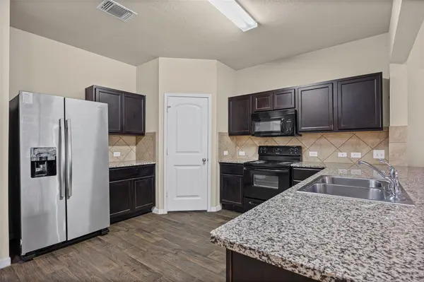 3201 Ortman DR, Pflugerville, TX 78660