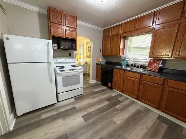 1308 Oak Hill AVE, Lawrence, KS 66044