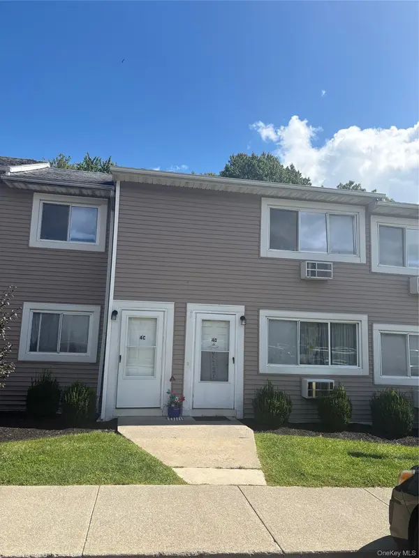 4 Fishkill Glen DR #C, Fishkill, NY 12524