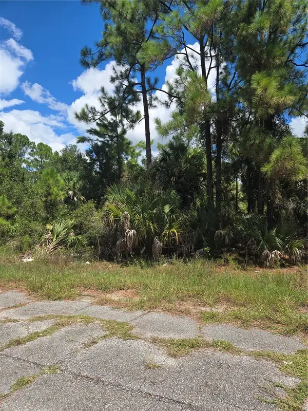 NANCE ST, North Port, FL 34288