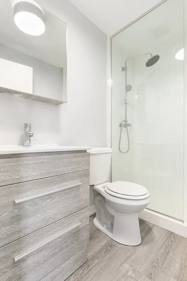 4875 N Magnolia AVE #403, Chicago, IL 60640