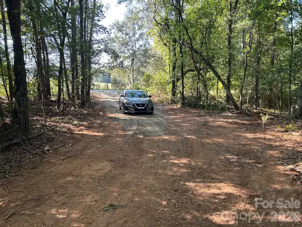 00 Island Ford RD, Mooresboro, NC 28114