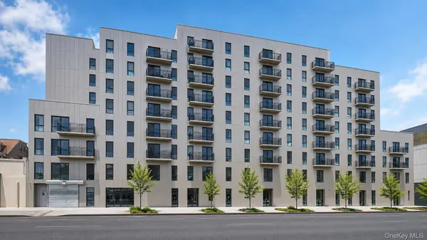 7040 45 AVE #6D, Woodside, NY 11377