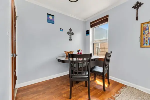 105-34 65th AVE #6E, Forest Hills, NY 11375