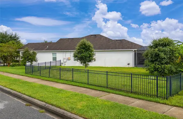 10899 LONGLEAF WOODS DR, Orlando, FL 32832