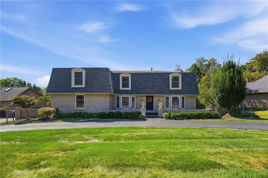5305 W 83rd ST, Prairie Village, KS 66208