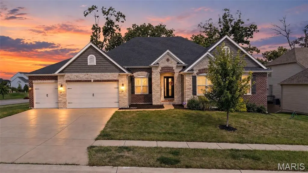 401 Hamlet CT, O'fallon, MO 63367