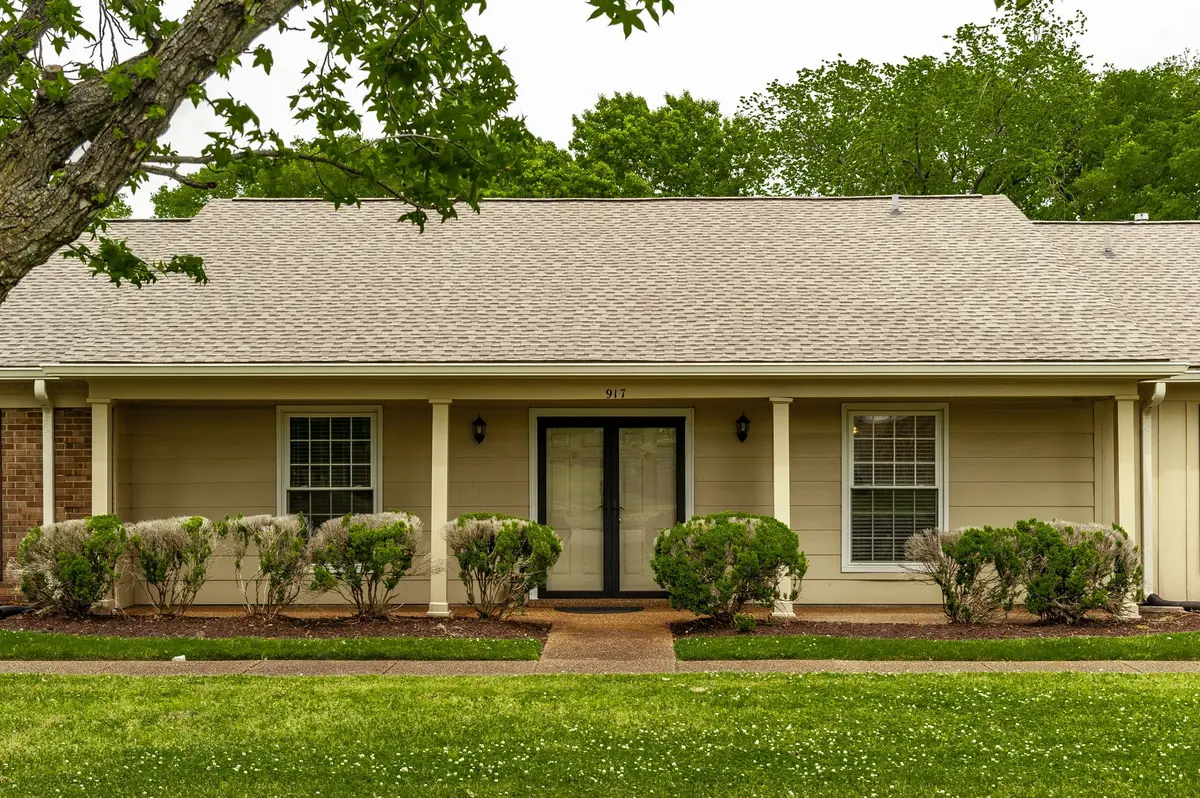 917 Todd Preis Dr, Nashville, TN 37221