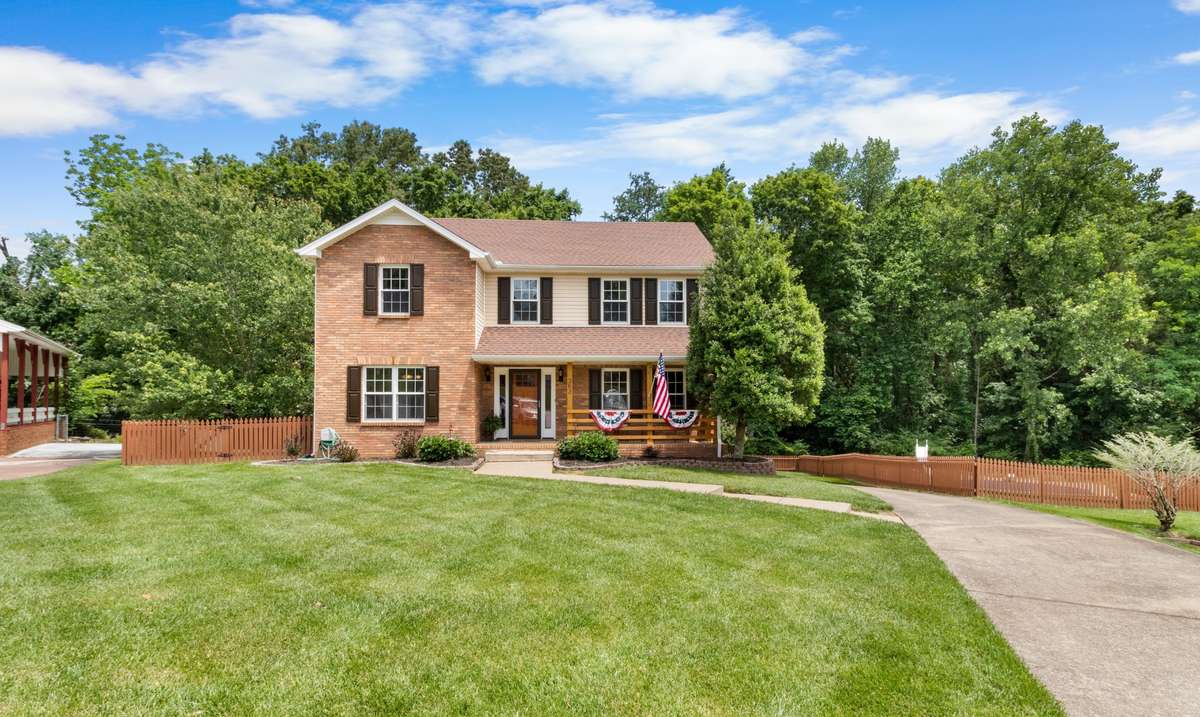 363 Wells Ct, Clarksville, TN 37043