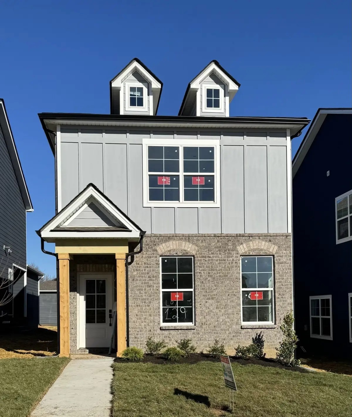 219 Sea Breeze Ln, La Vergne, TN 37086