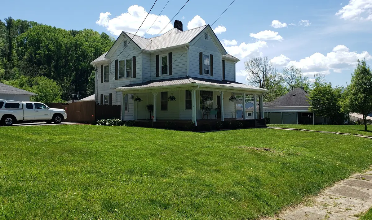 242 N Willow Ave, Erwin, TN 37650