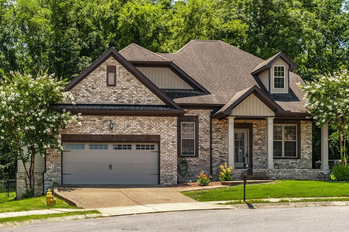 129 Otter Glenn Dr, Hendersonville, TN 37075