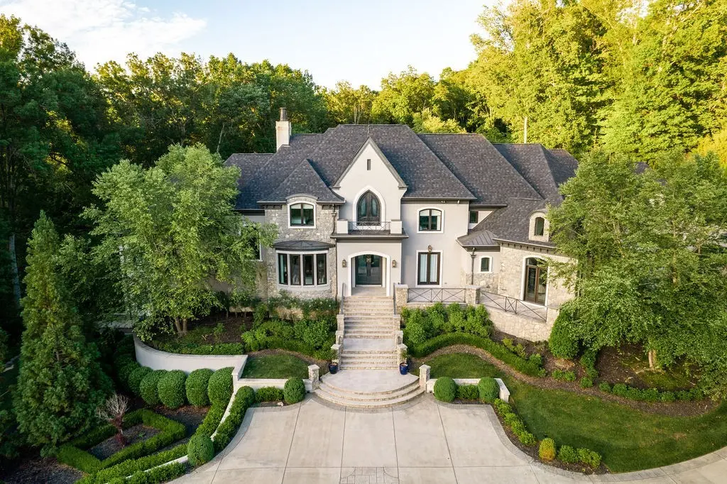 1636 Whispering Hills Dr, Franklin, TN 37069
