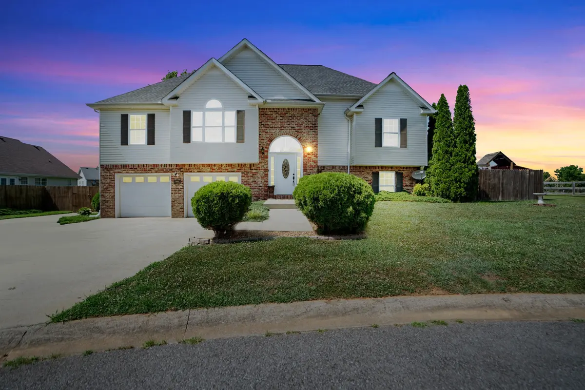 3347 Lahna Ct, Clarksville, TN 37043