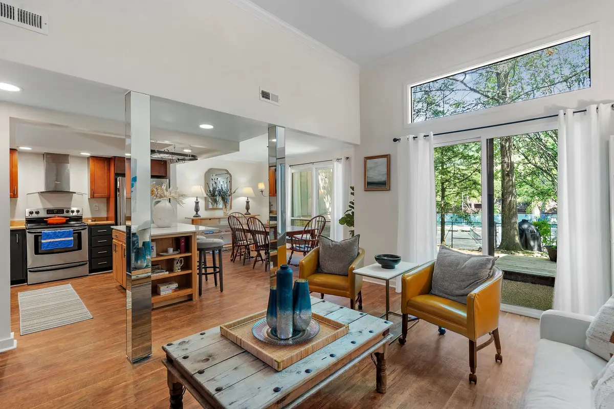 107 Holly Forest, Nashville, TN 37221
