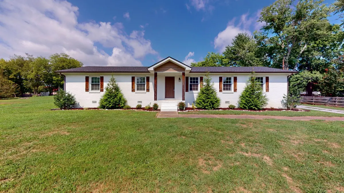 309 Shadow Dr, Shelbyville, TN 37160