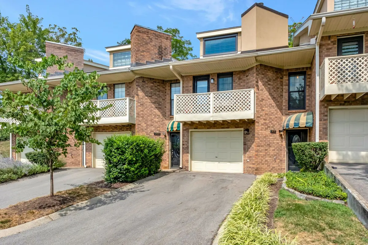 205 Glenstone Cir, Brentwood, TN 37027