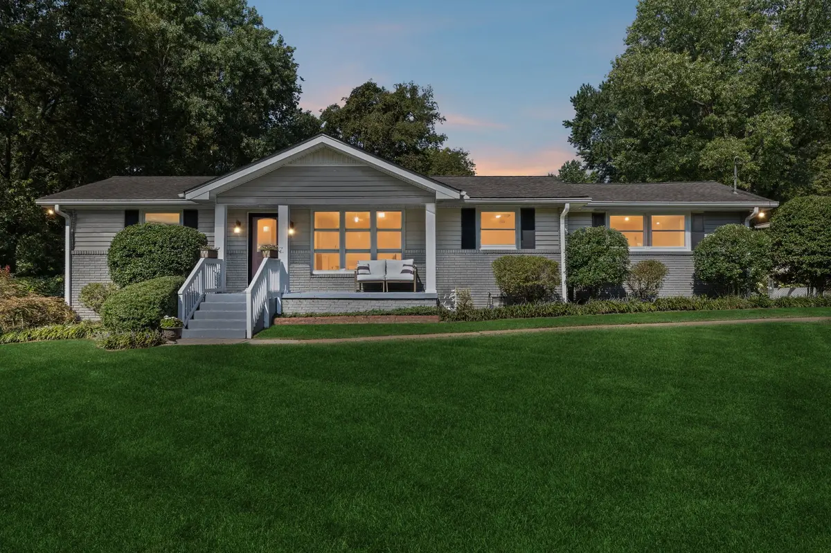 5015 Marchant Dr, Nashville, TN 37211