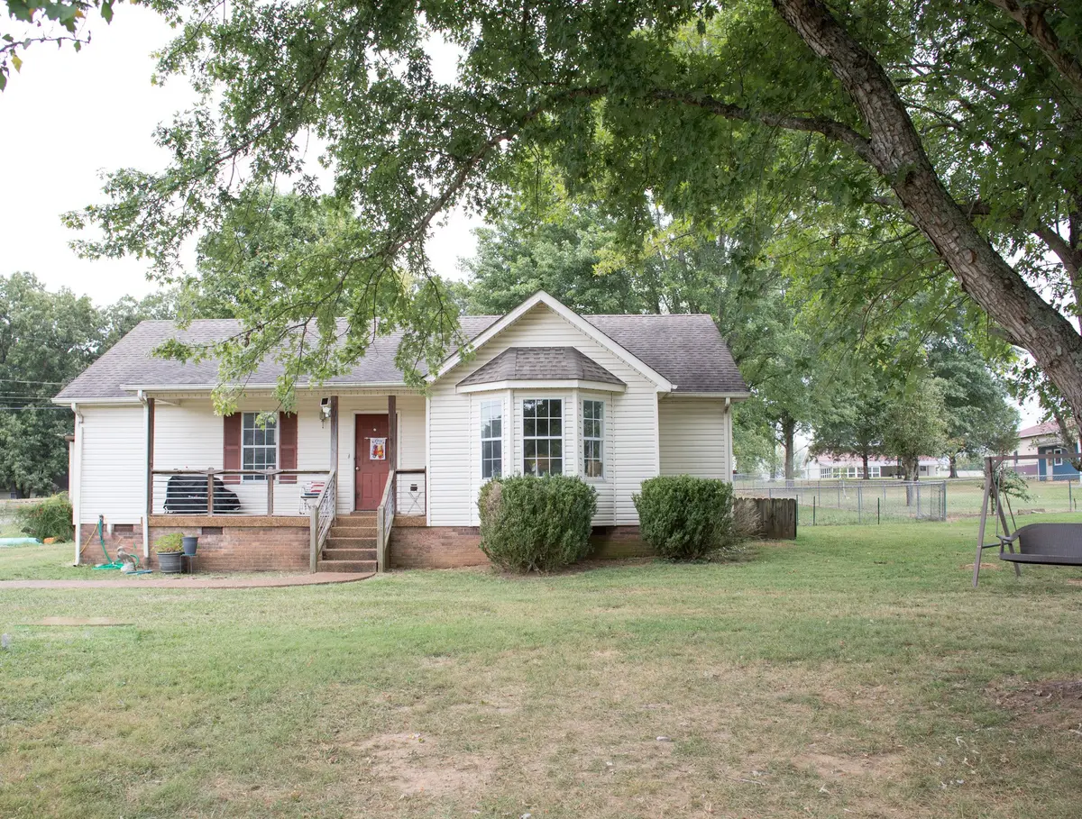 3833 Hearthstone Dr, Chapel Hill, TN 37034