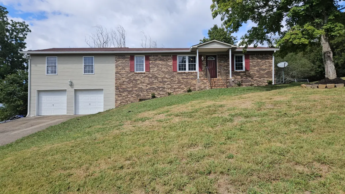 109 Bicentennial Dr, Cornersville, TN 37047