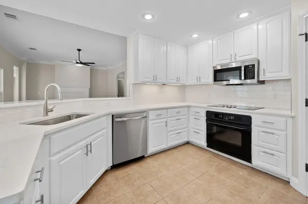 20904 Van Allen CV, Lago Vista, TX 78645