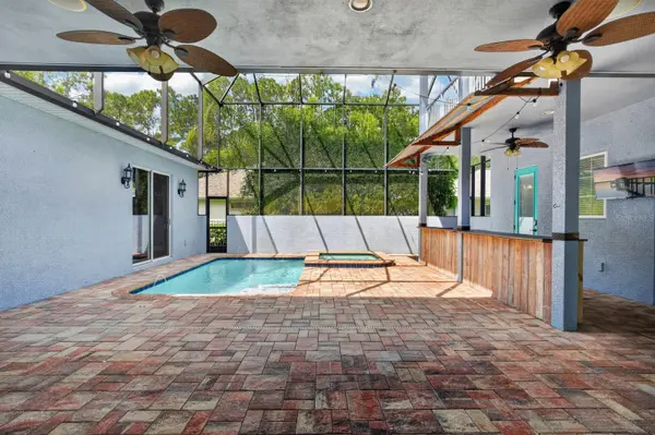 3650 PONETA AVE, New Smyrna Beach, FL 32168