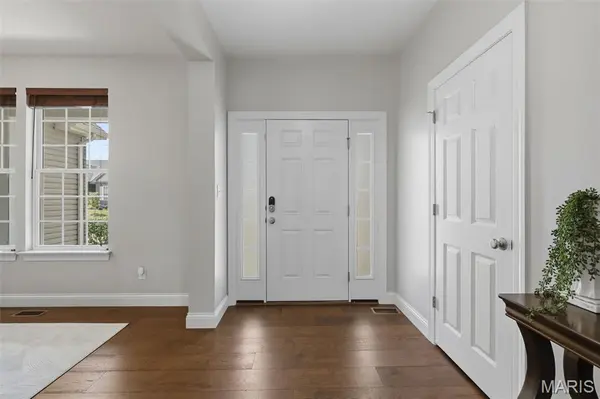 5326 Wilson CT, Oakville, MO 63129