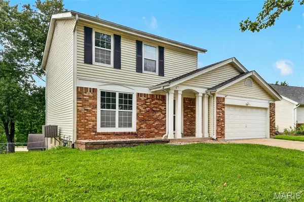 591 Summit Hills DR, Fenton, MO 63026