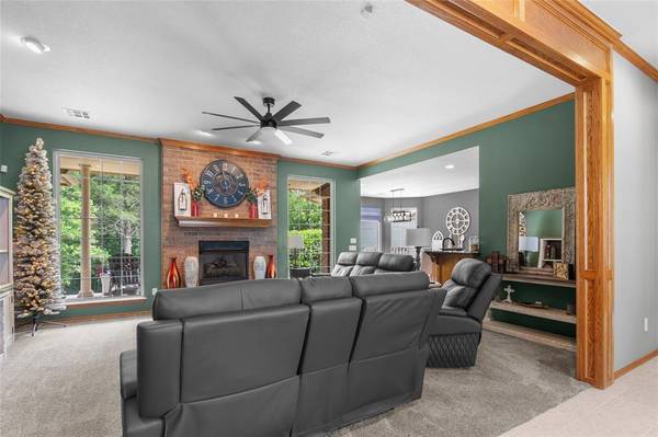 44743 Kingsbury LN, Shawnee, OK 74801