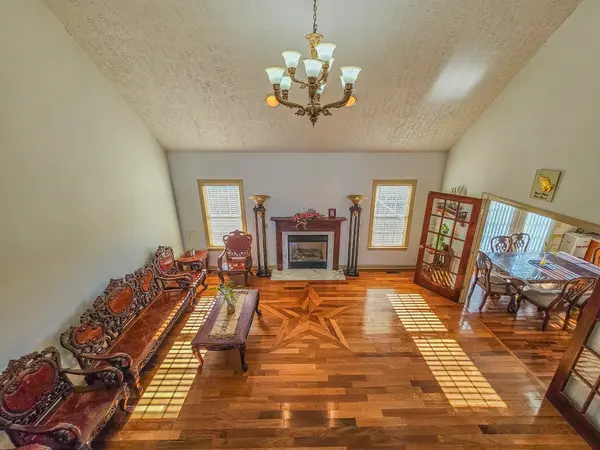 524 Highway 82 #E, Bell Buckle, TN 37020