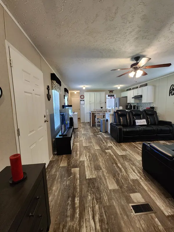 2280 Butcher Ridge Rd, Cumberland Furnace, TN 37051