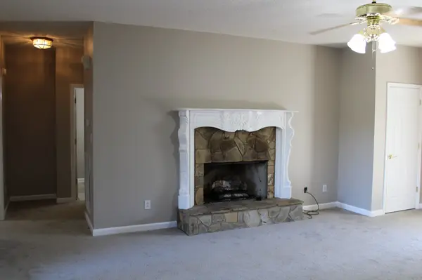 28053 Mooresville Rd, Elkmont, AL 35620