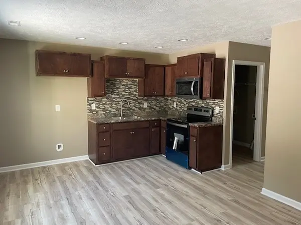202 Himes Ln, Tullahoma, TN 37388