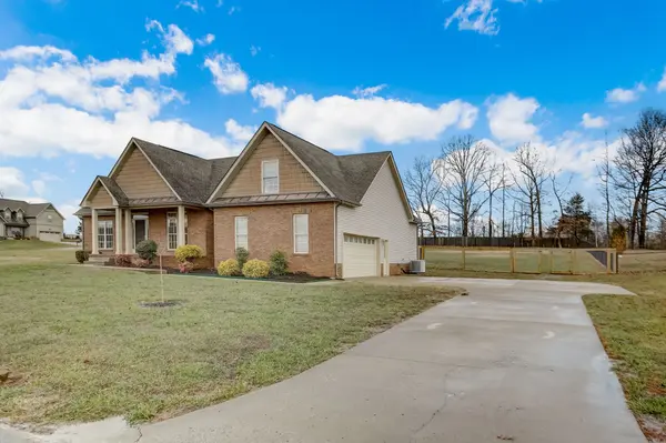 4005 Legacy Dr, Clarksville, TN 37043