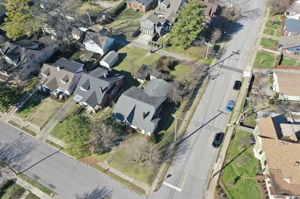 900 Bradford Ave, Nashville, TN 37204