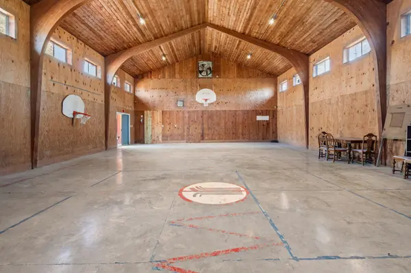 325 Lake Westmoreland Rd, Westmoreland, TN 37186