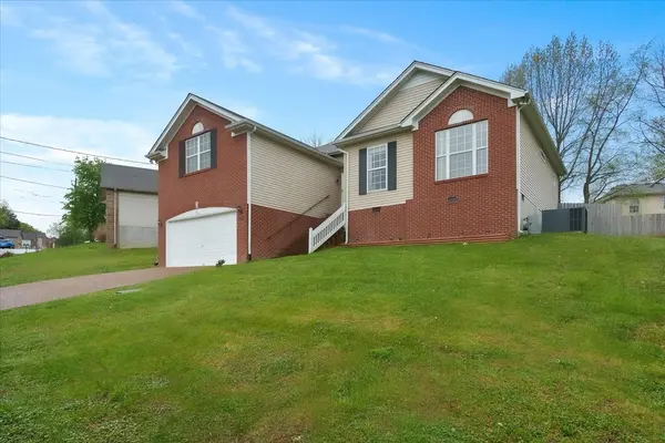 1045 Blue Mountain Ln #E, Antioch, TN 37013