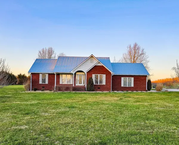 919 Geedville Rd, Bradyville, TN 37026