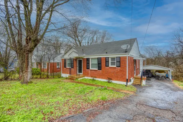 2216 Weona Dr, Nashville, TN 37214