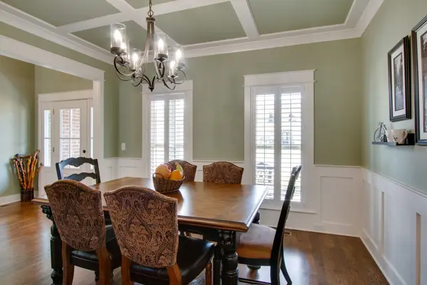 536 Piccadilly Dr, Murfreesboro, TN 37128
