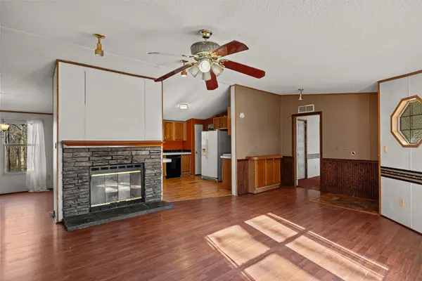 1009 Brumitt road, Charlotte, TN 37036