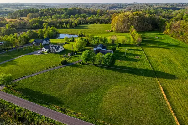 946 Macedonia Rd, Adolphus, KY 42120